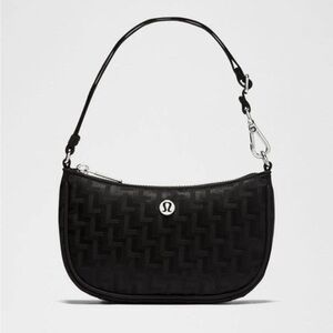 Lululemon City Essentials Mini Shoulder Bag Purse 1Liter Black